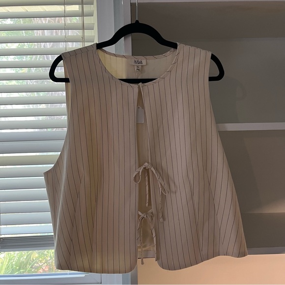 a.n.a Cream Pin Stripe Tie-Front Vest Layering Top NWT Coastal Cowgirl - Picture 8 of 8